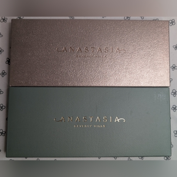 Anastasia Beverly Hills Other - Anastasia Beverly Hills Nouveau & Rose Metals Eyeshadow Palettes BNIB Unswatched